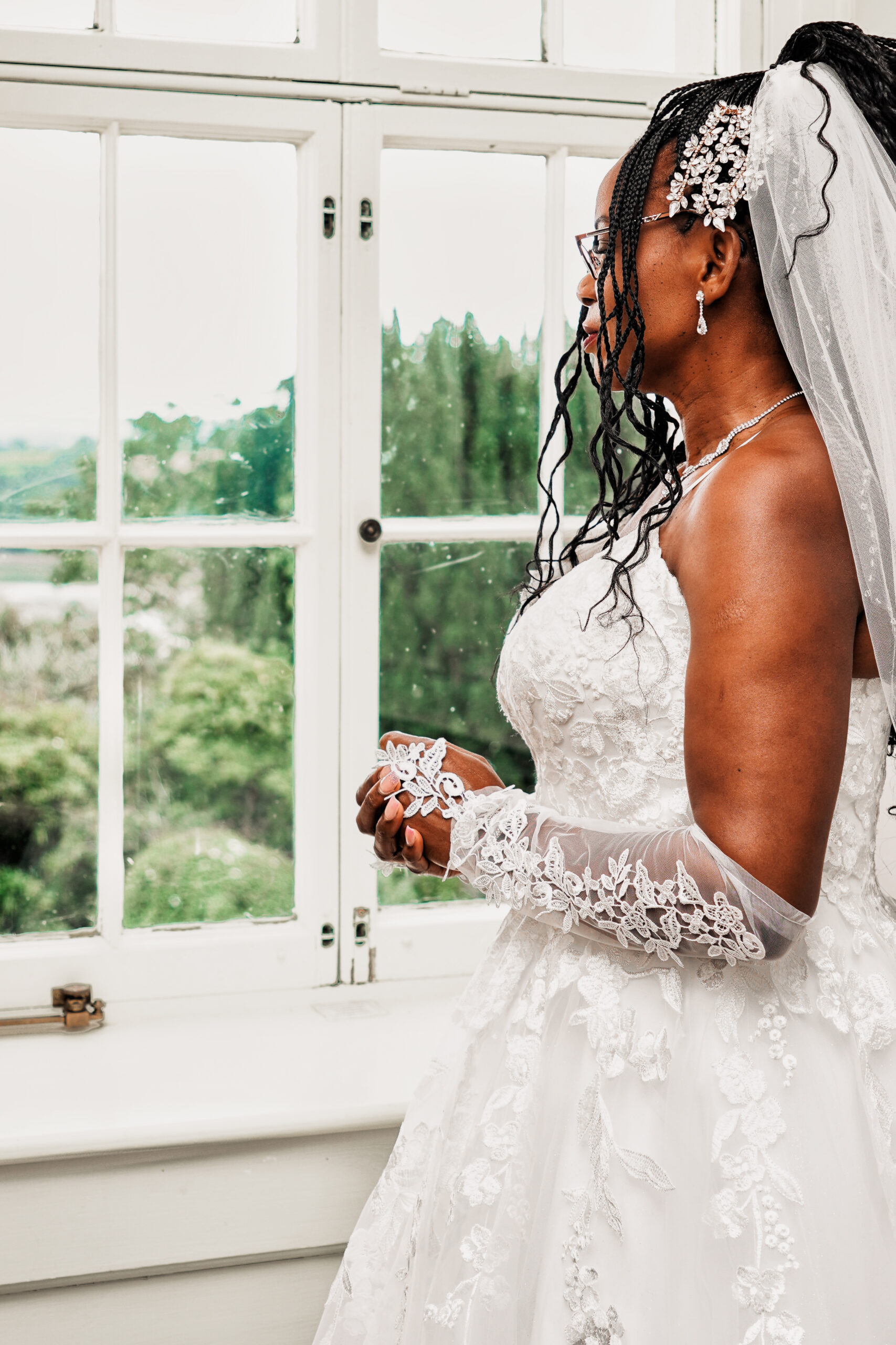 Launceston Wedding Photographer Covering Cornwall, Devon & the South West