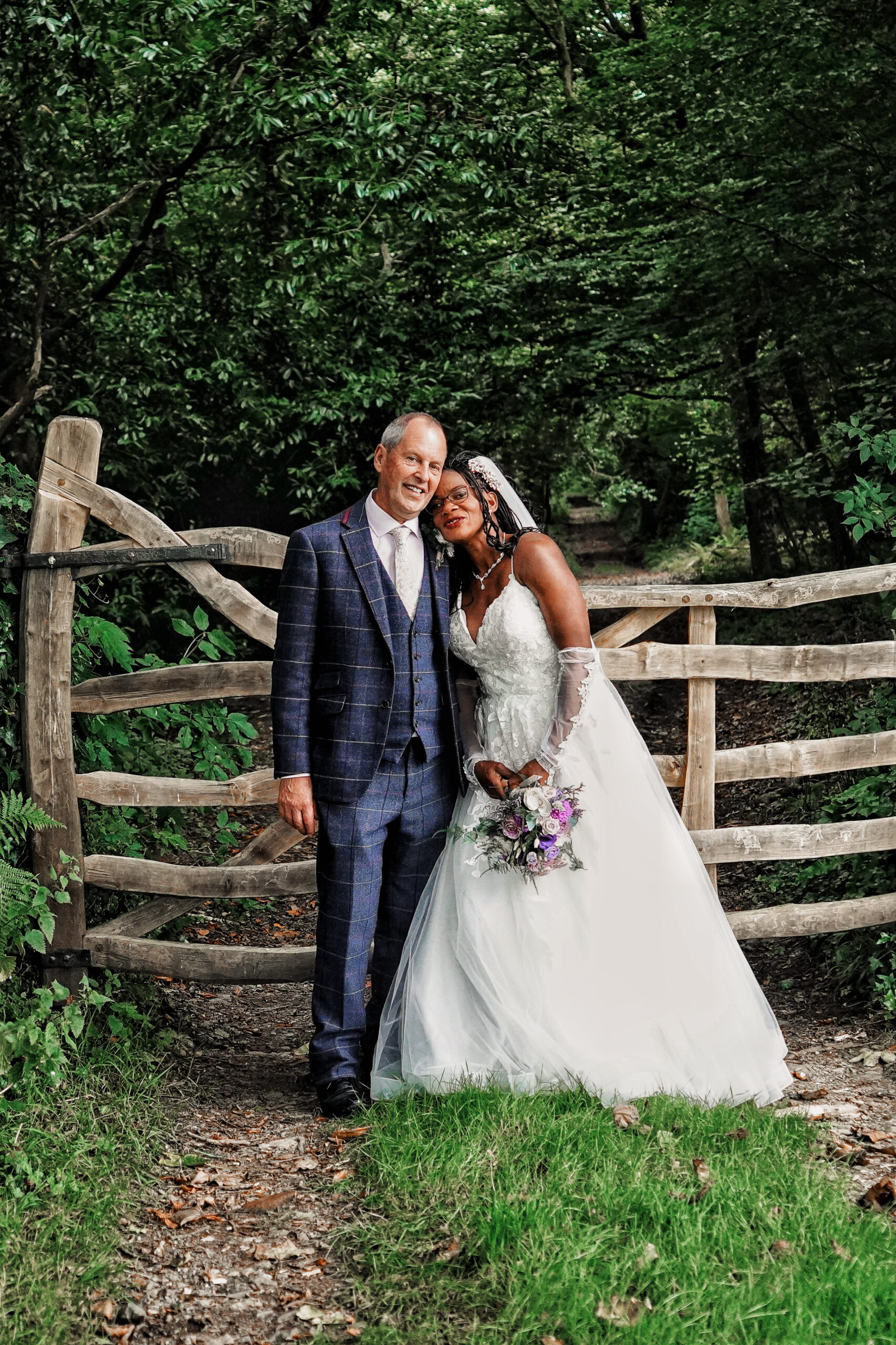 Launceston Wedding Photographer Covering Cornwall, Devon & the South West