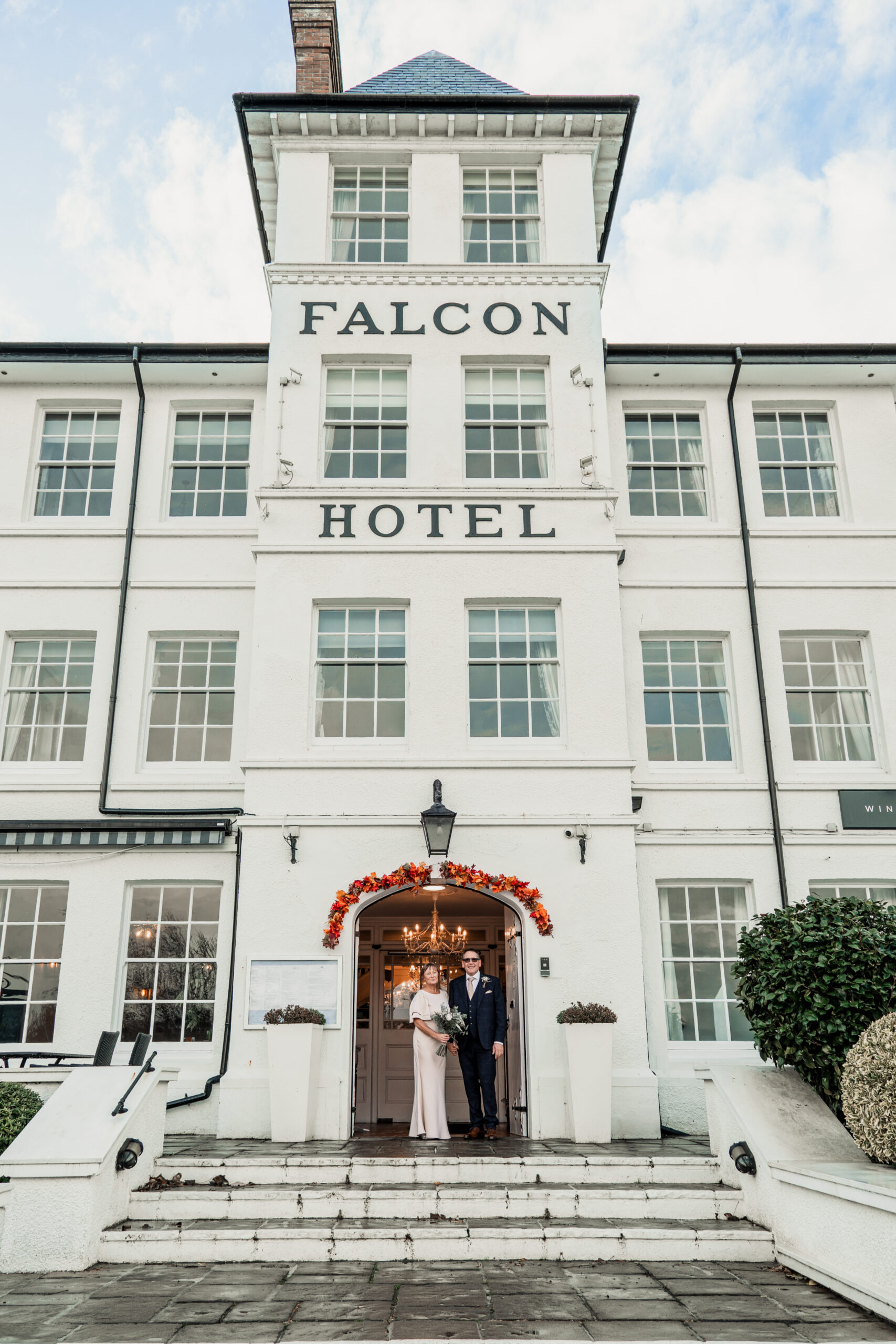 Launceston Wedding Photographer Covering Cornwall, Devon & the South West