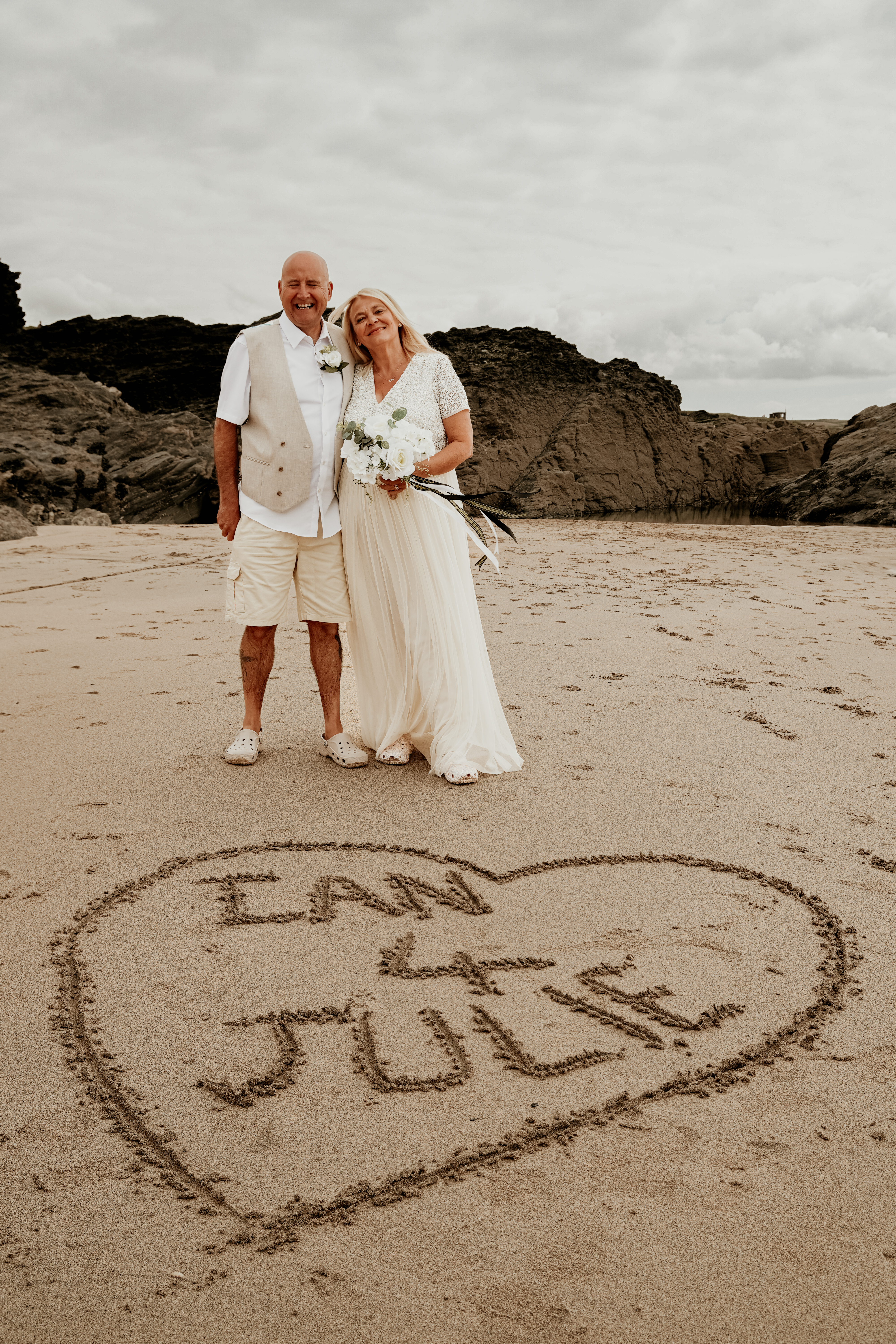 Launceston Wedding Photographer Covering Cornwall, Devon & the South West