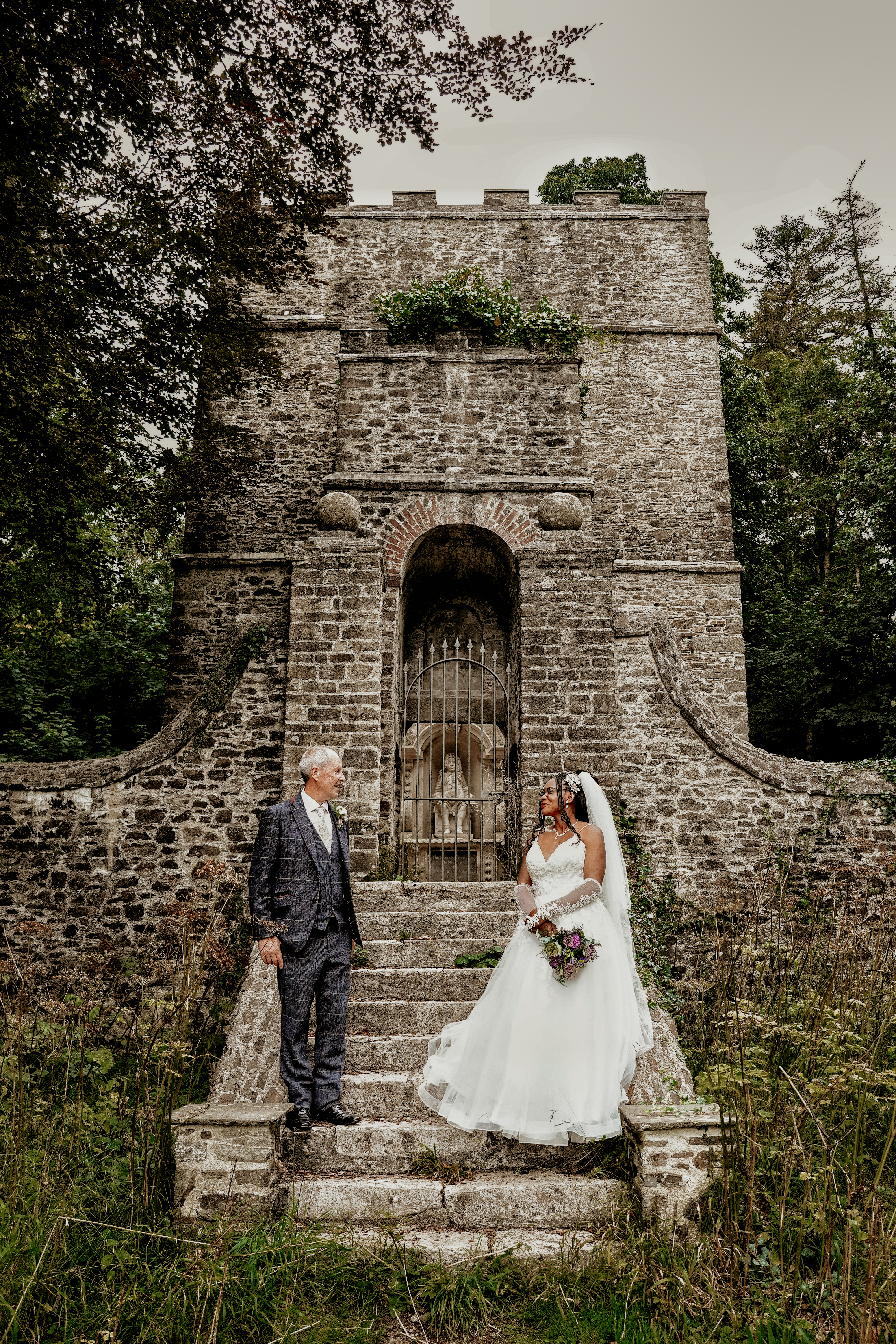 Launceston Wedding Photographer Covering Cornwall, Devon & the South West