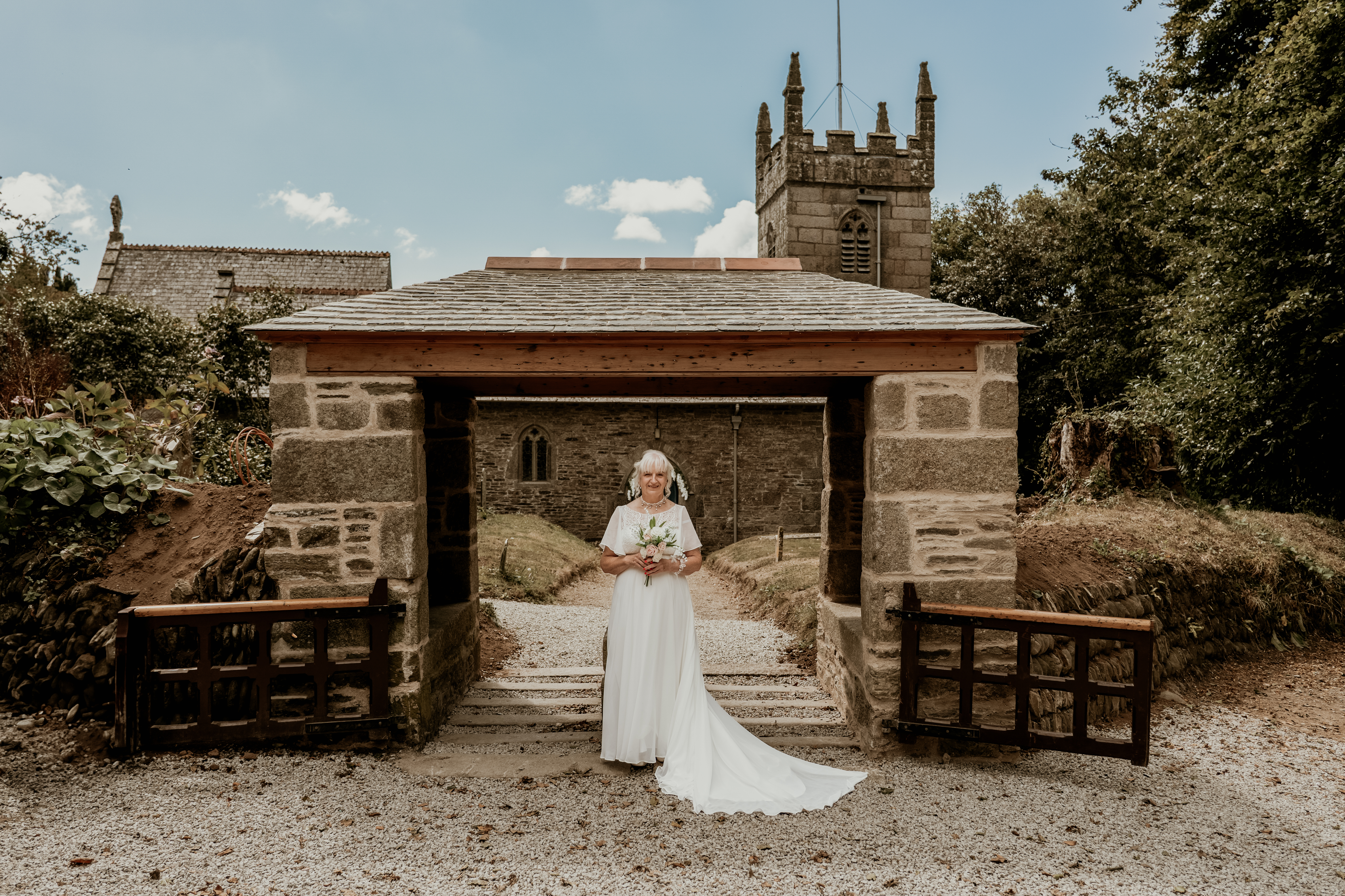 Launceston Wedding Photographer Covering Cornwall, Devon & the South West