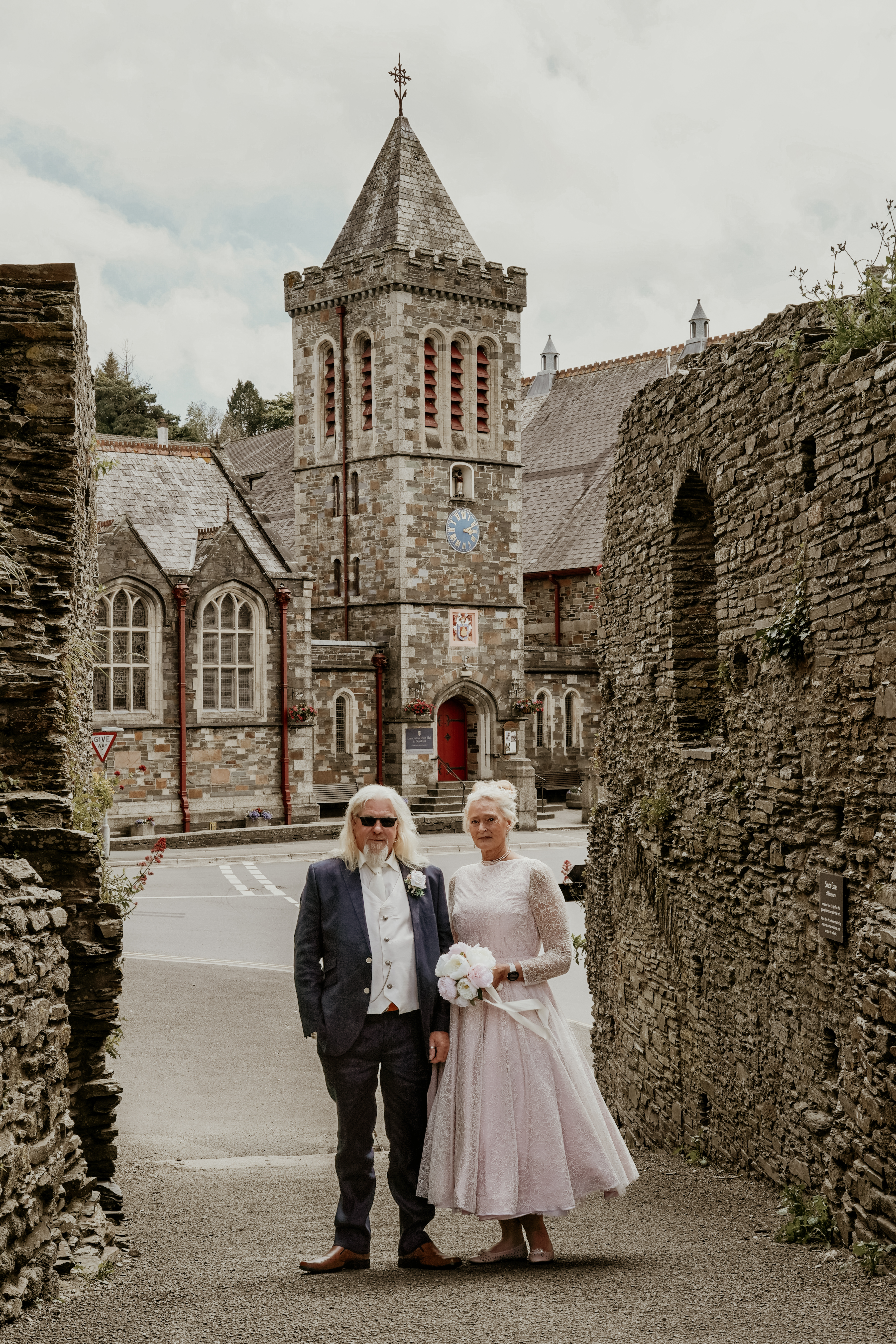 Launceston Wedding Photographer Covering Cornwall, Devon & the South West