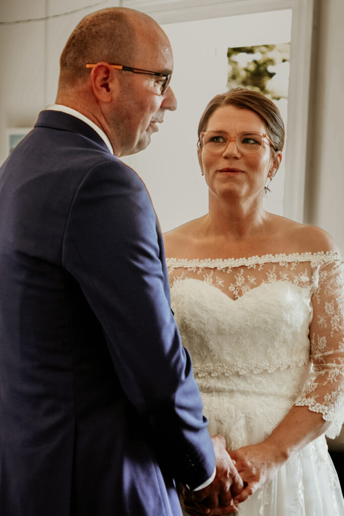 Launceston Wedding Photographer Covering Cornwall, Devon & the South West
