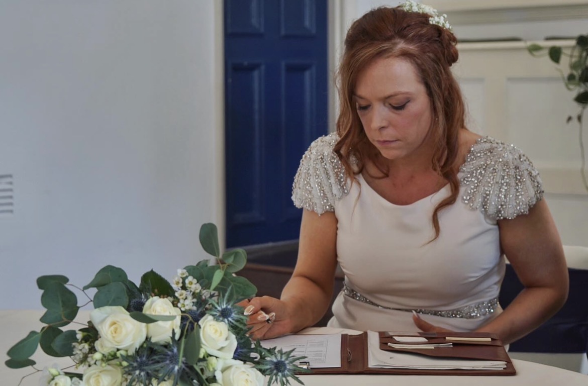 Launceston Wedding Photographer Covering Cornwall, Devon & the South West