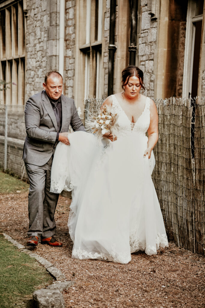 Launceston Wedding Photographer Covering Cornwall, Devon & the South West