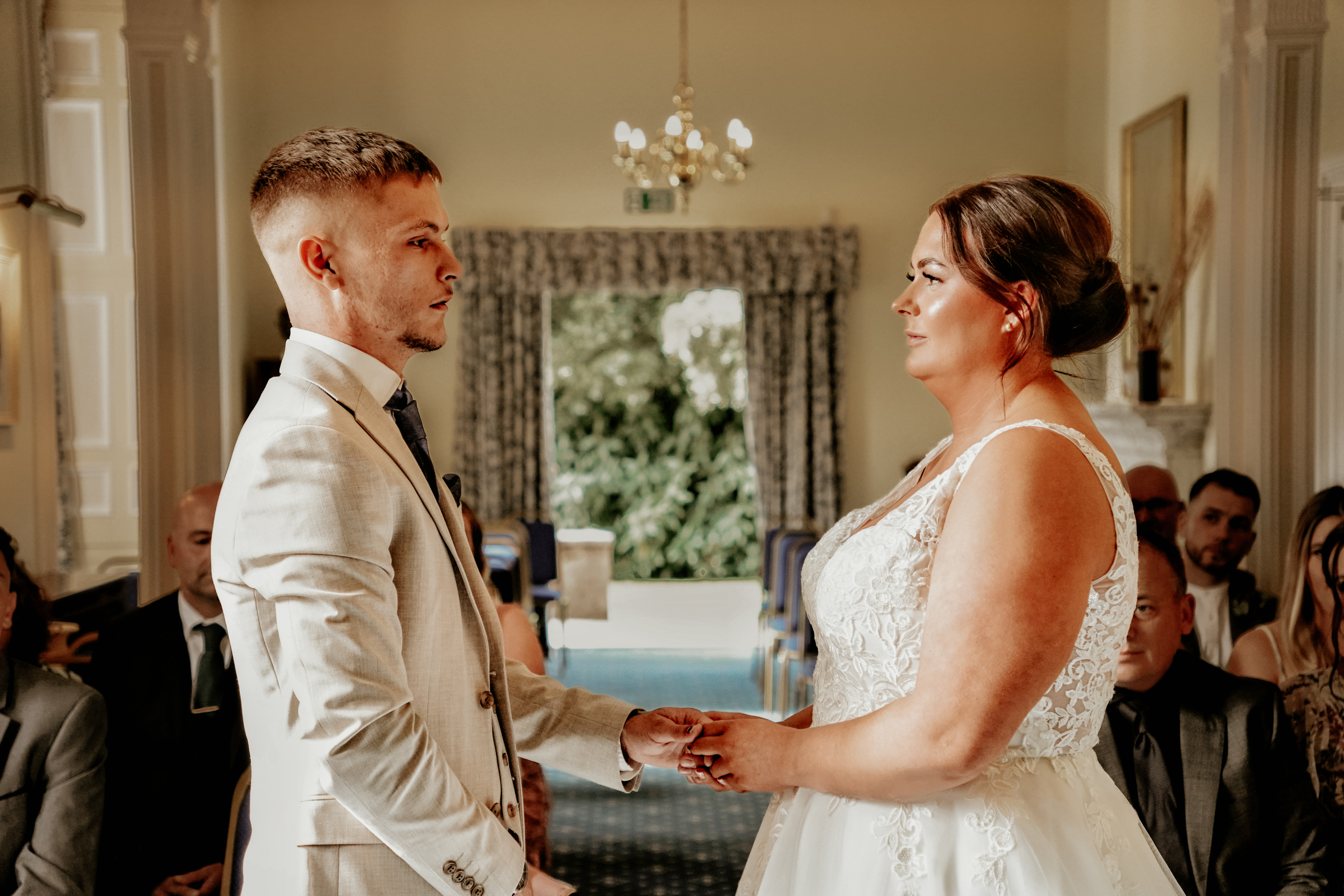 Launceston Wedding Photographer Covering Cornwall, Devon & the South West