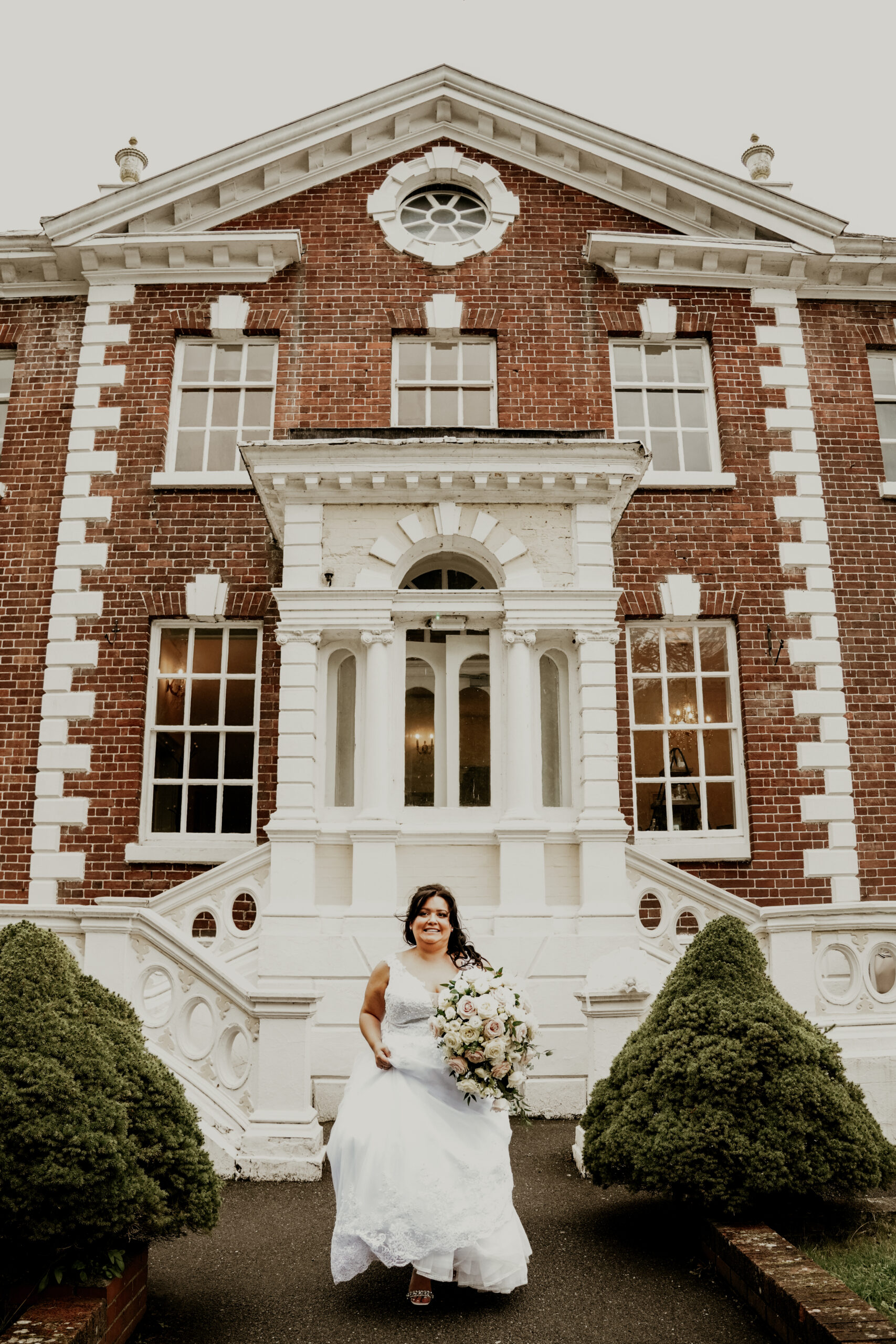 Launceston Wedding Photographer Covering Cornwall, Devon & the South West
