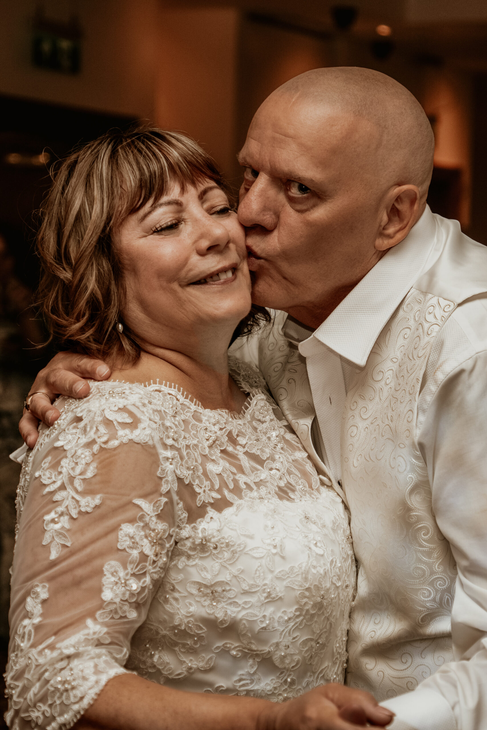Launceston Wedding Photographer Covering Cornwall, Devon & the South West