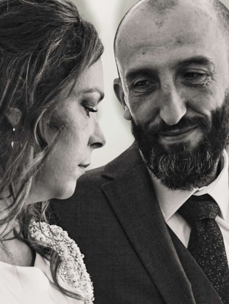 Launceston Wedding Photographer Covering Cornwall, Devon & the South West