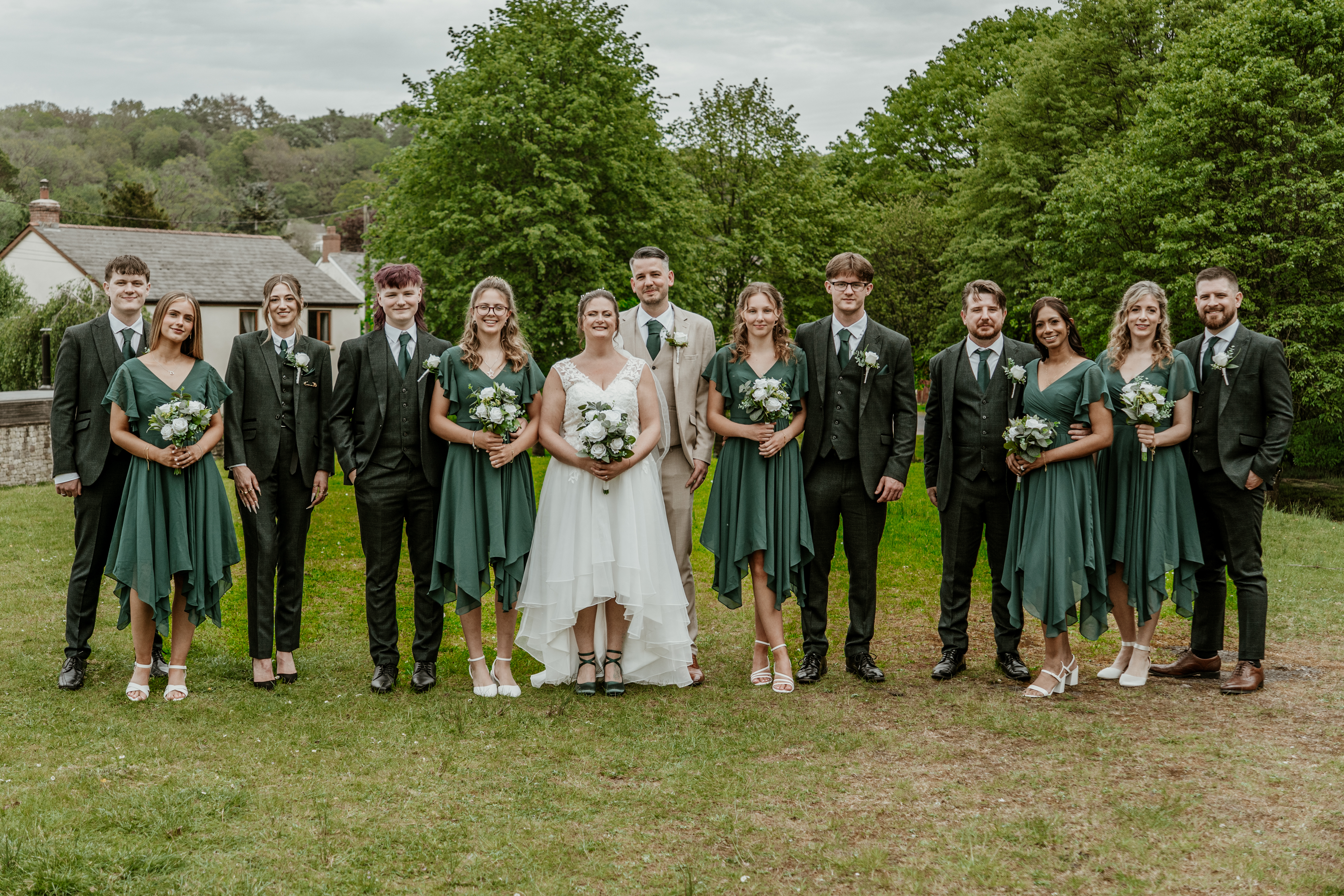 Launceston Wedding Photographer Covering Cornwall, Devon & the South West