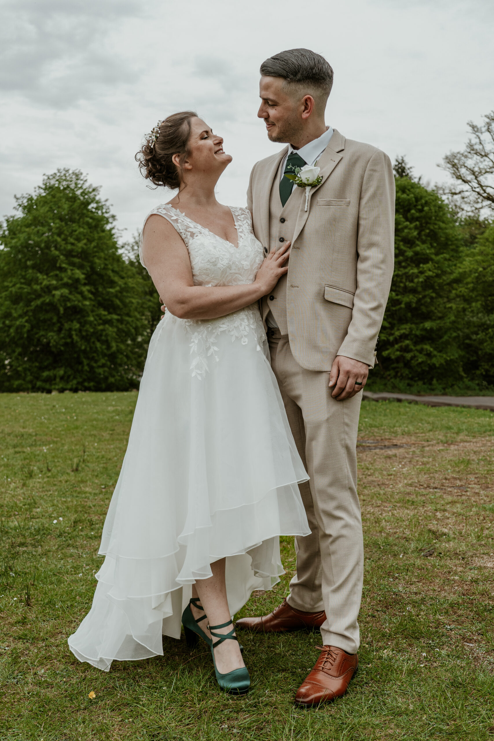 Launceston Wedding Photographer Covering Cornwall, Devon & the South West